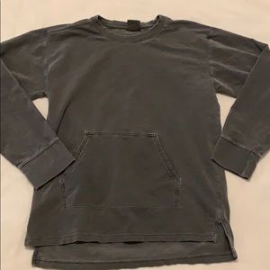 Comfort Colors Long-Sleeved Shirt w/ Front Pocket